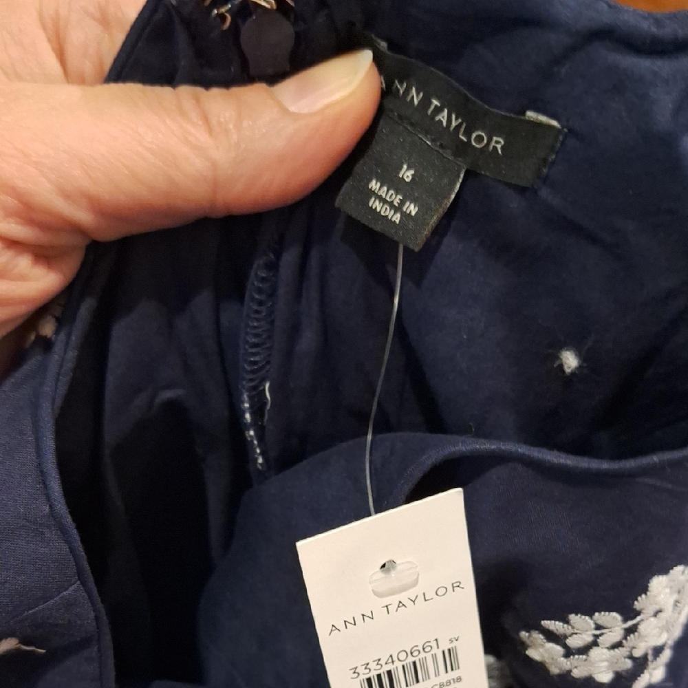 NWT Ann Taylor Embroidered Floral Mido Dress Navy Blue & White Plus Size 16 - Picture 4 of 16